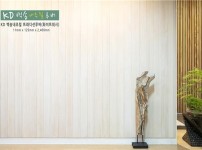 2022.8 [시공갤러리] [ 백송루버 트래디션 ] 원목루버 화이트워싱 백송루버를 케이디우드테크 전시장에 설치완료 3.jpg